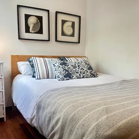 Urban Refuge, In The Area Apartment *