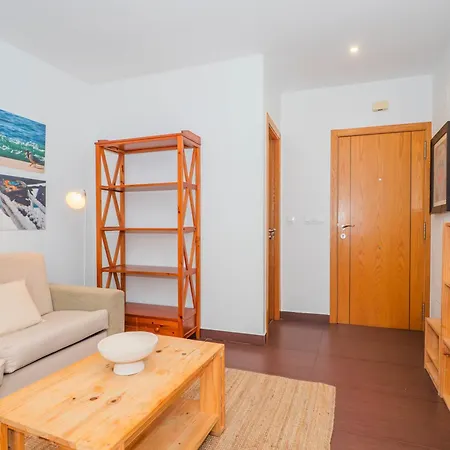 Ybh Velazquez M 47, 4 * Vigo