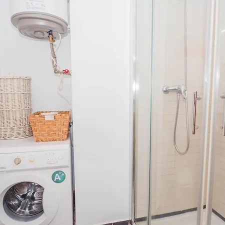 Ybh Velazquez M 47, 4 Vigo